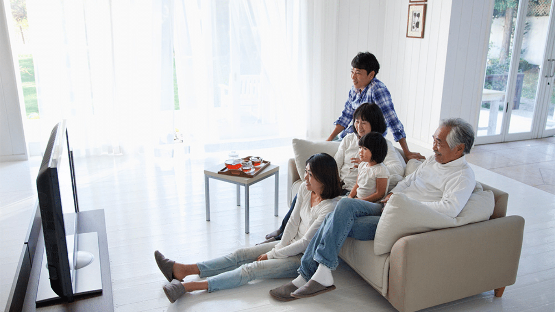 TVCM出稿企業の増加背景と効果測定の変革|検索と認知拡大の新たな潮流